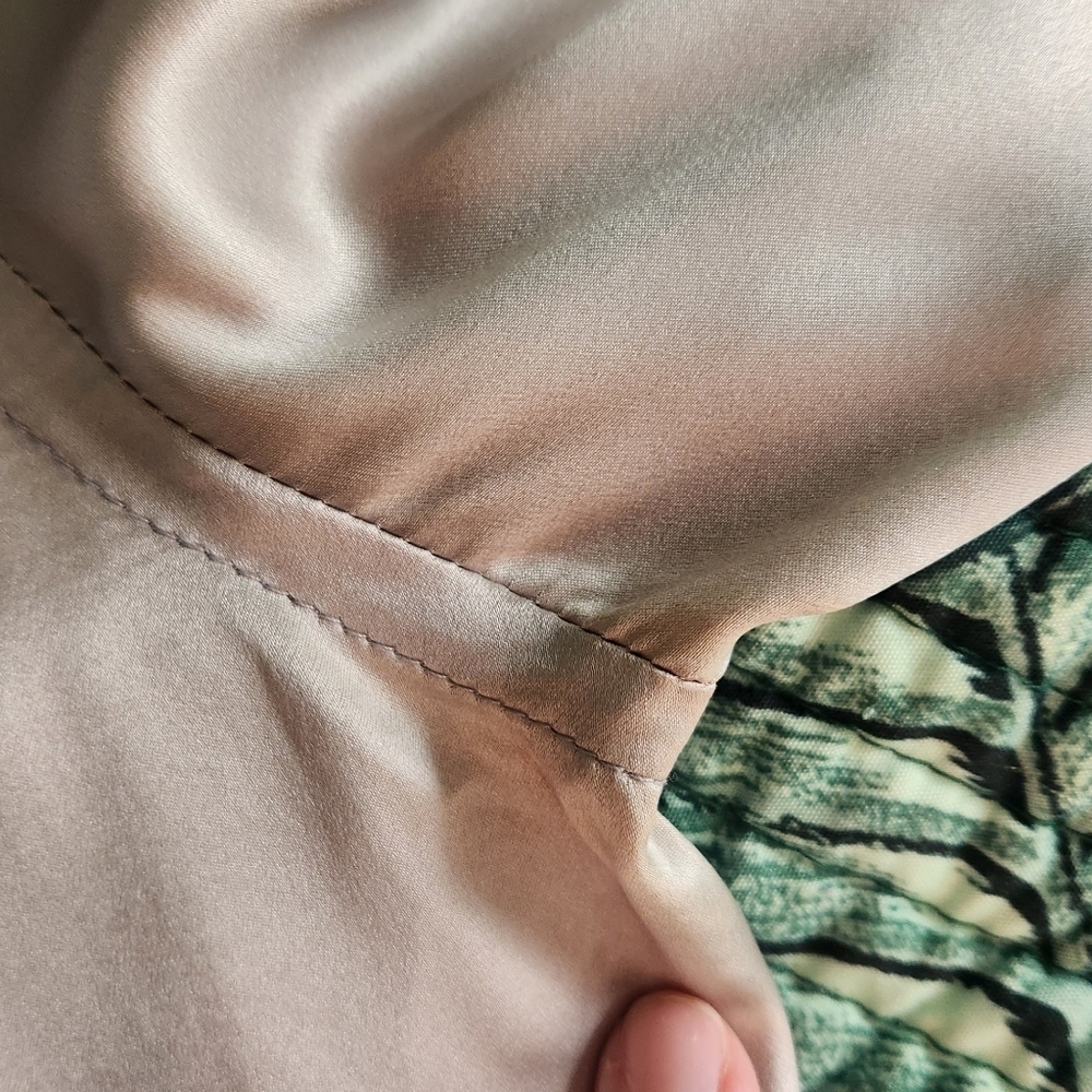 Vintage Prada 100% Silk Silk in Taupe, Size 44 or US Size 14 - Picture 10 of 11